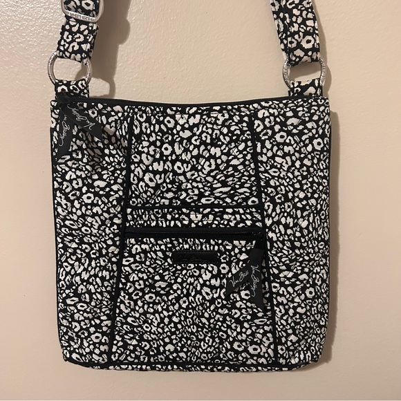 Vera Bradley Black White Printed Cloth Crossbody Bag Adjustable Strap - Picture 2 of 7